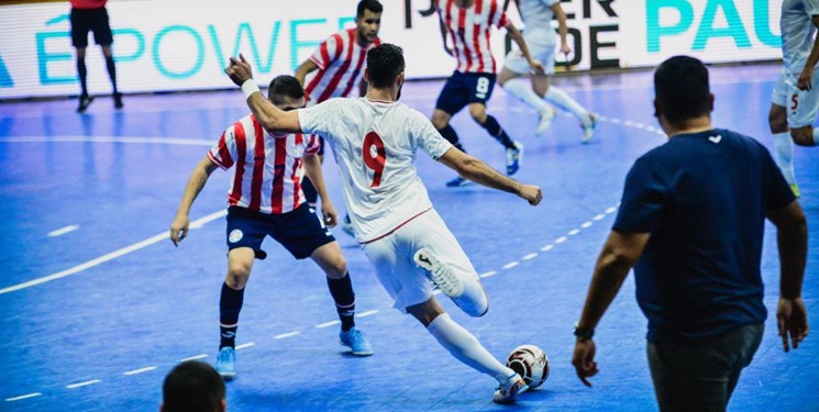 تزارها با تمام قوا مقابل فوتسال ایران