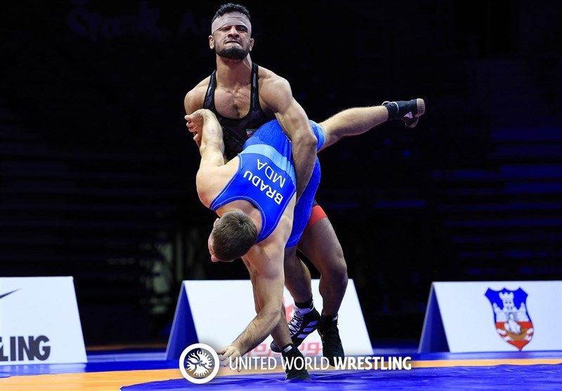 کشتی فرنگی قهرمانی کشور| برتری نایب‌قهرمان جهان مقابل کشتی‌گیری که خداحافظی کرده بود