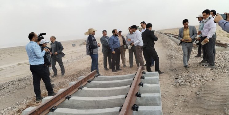 تامین 100 همت به روش تهاتر نفت برای 5 پروژه ریلی