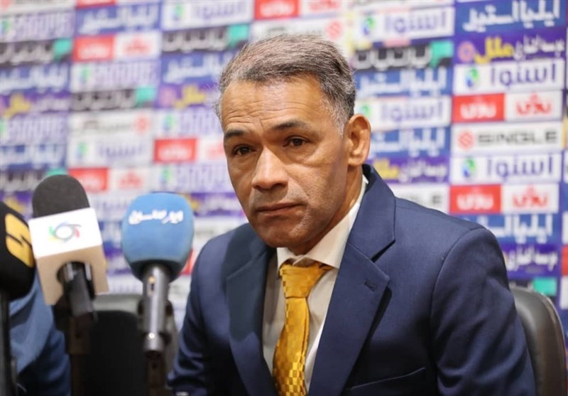 مورایس: بازیکنان سپاهان بهترینِ خودشان را در زمین می‌گذارند