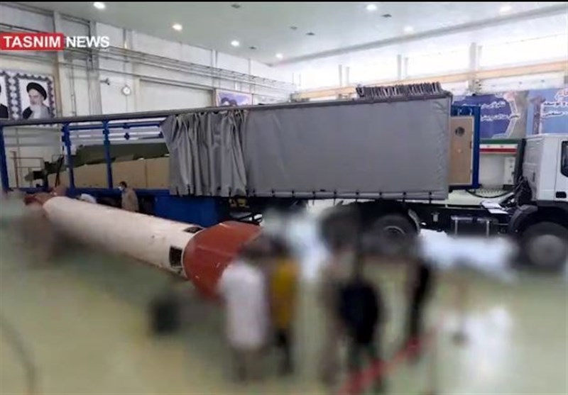 تصاویری جدید از مراحل آماده‌سازی "کپسول زیستی ایران و پرتابگر سلمان"