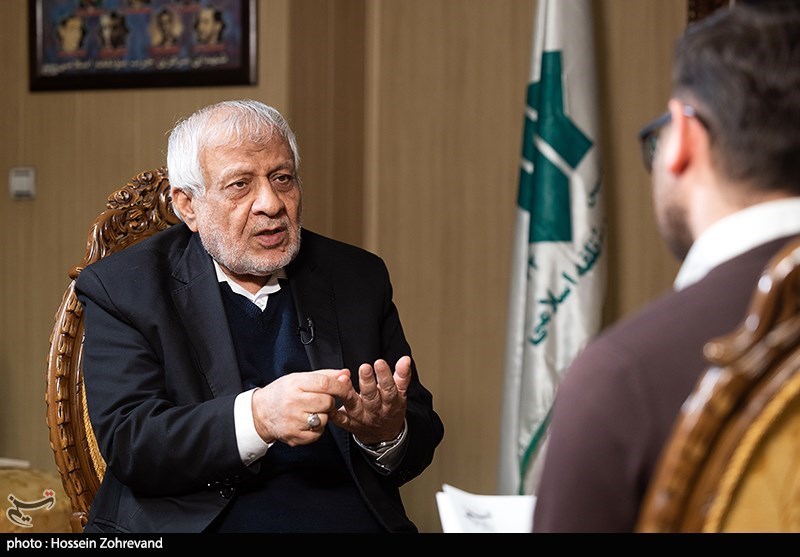 فهرست موتلفه با شعار «تحول و تکامل» در انتخابات حضور می‌یابد/ با وحدت باندی و زدوبندی مخالفیم