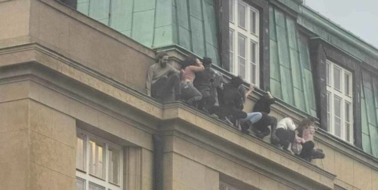 کشته و مجروح شدن چندین نفر در جریان تیراندازی در «پراگ»