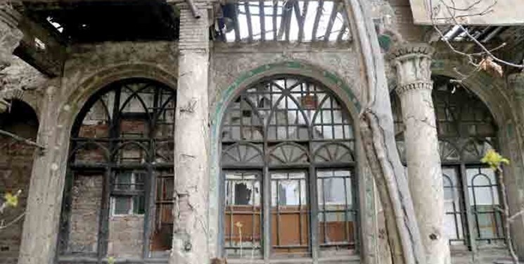 خانه علاءالدوله در حال تخریب؛ فروش کاشی ها خانه حاکم تهران