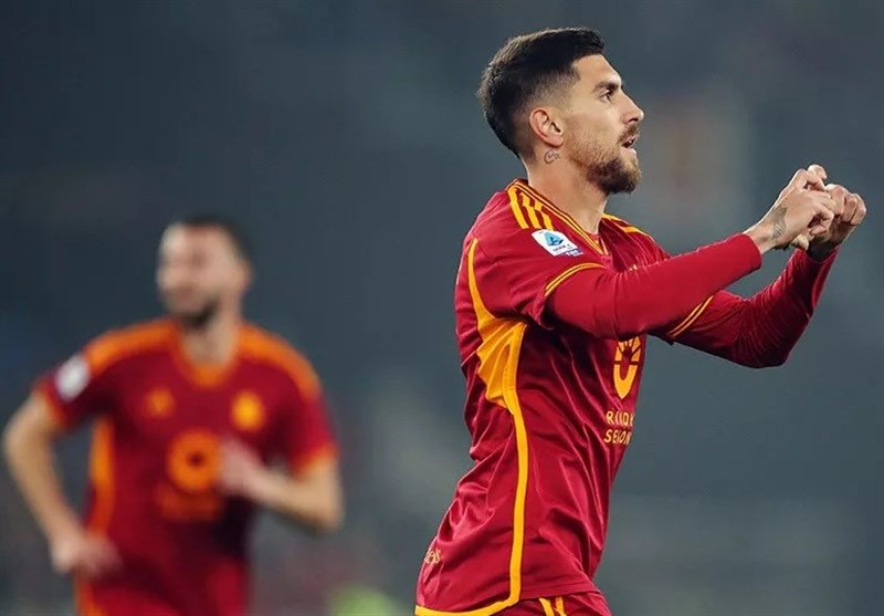 برتری رُم مقابل ناپولی 9 نفره در حضور 25 دقیقه‌ای آزمون