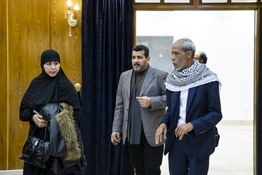 شعرخوانی شاعران کشورهای حوزه مقاومت