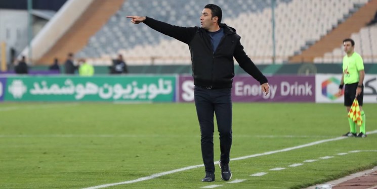 کنایه نکونام به عنایتی: برخی تیم‌های پرمهره به هنگ کنگ باختند و حذف شدند!