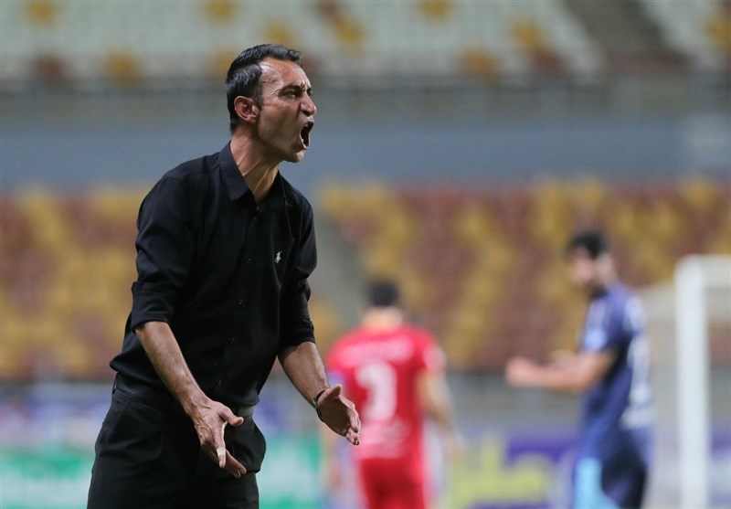 عنایتی: مربیانی که شرافت ندارند، درباره آن صحبت نکنند