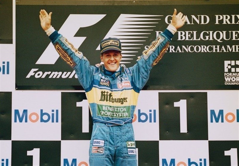 کلاه ایمنی شوماخر ۳۶ هزار یورو فروش رفت + عکس