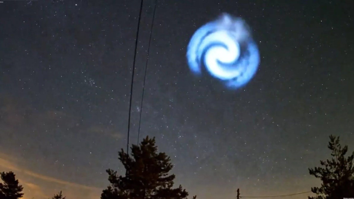 مارپیچ فضایی در آسمان اروپا؛ پای فضایی‌ها در میان است؟