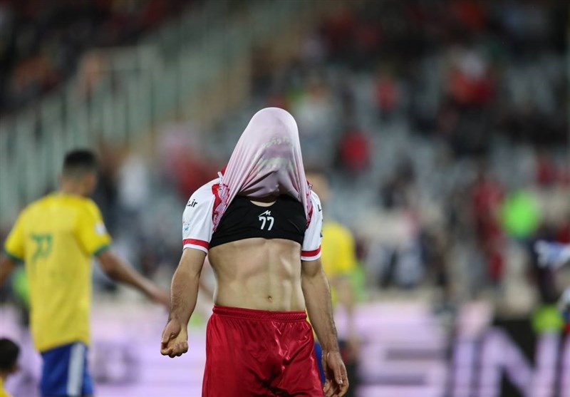 پرسپولیس به دنبال مذاکره با مدافع نیجریه‌ای به جای سوئیسی