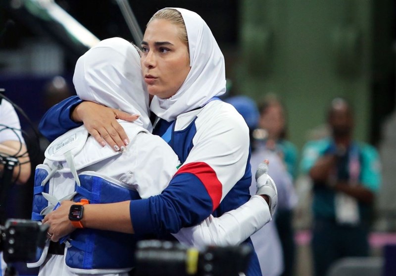 مهروز ساعی: ناهید کیانی مشاورهای درستی برای تغییر وزن ندارد