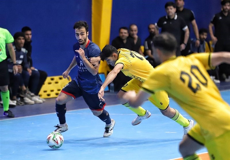 اولادقباد:قدردان شمسایی هستم وبه خودم اجازه بی‌حرمتی نمی‌دهم