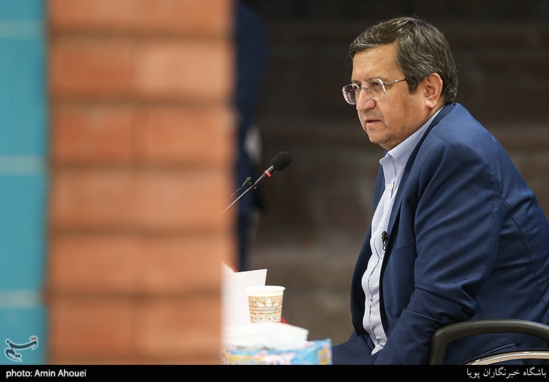 همتی: به مردم قول می‌دهم بازار ارز به ثبات برسد