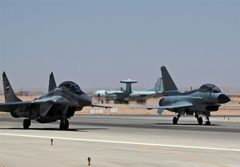 فرود جنگنده‌های چینی در مصر، اسرائیل را به حال آماده باش در آورد