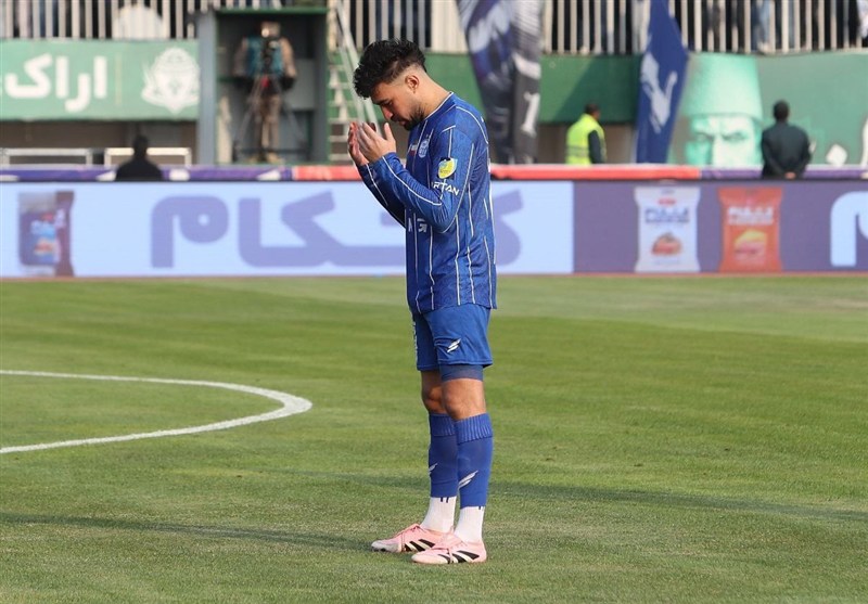 انتقال مشکلات استقلال به تاجرنیا و گلایه منیر از کیفیت زمین‌ها