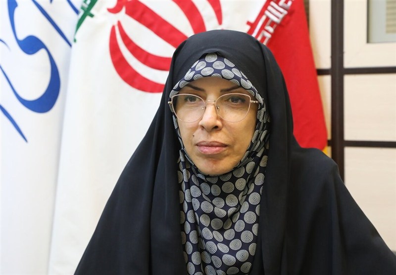 زمانی‌کیاسری: مردم در گرداب تورم و بیکاری گرفتار شده‌اند