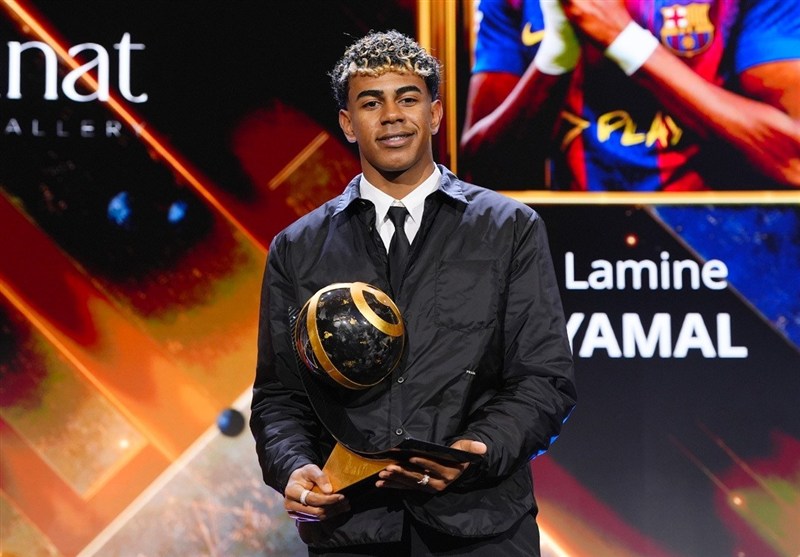 واکنش یامال به مقایسه شدنش با بزرگان فوتبال و دریافت هدیه‌ای خاص