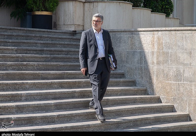 توضیح وزیر بهداشت درباره حوادث بیمارستان‌های سینا و ملک‌شاهی