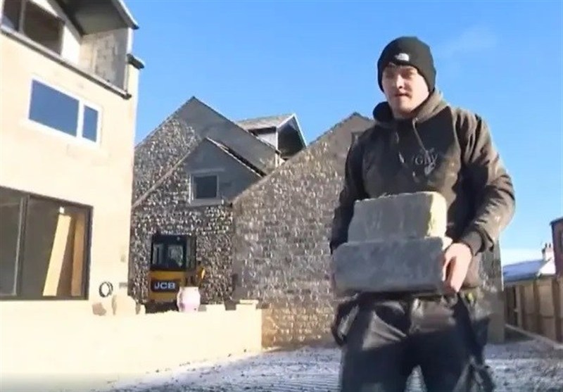 بازگشت ستاره دارت جهان به بنایی بعد از کسب جایزه 60 هزار پوندی