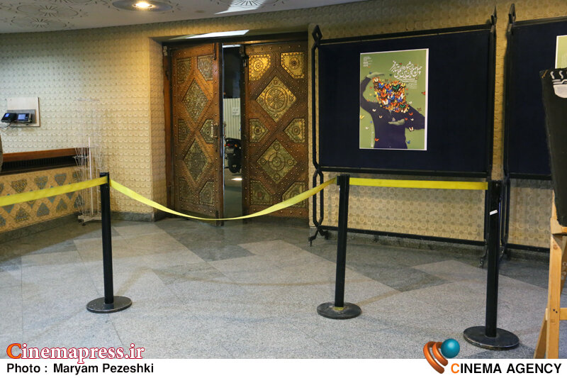 هنوز هیچ‌یک از مسئولان دبیرخانه «جشنواره تئاتر فجر» را ندیده‌ایم که به ما خوش‌آمد بگویند/ آیا این رسم میزبانی است!